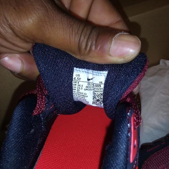 Kids Nike Air Zoom Pegasus 40 4.5y - Picture 7 of 7